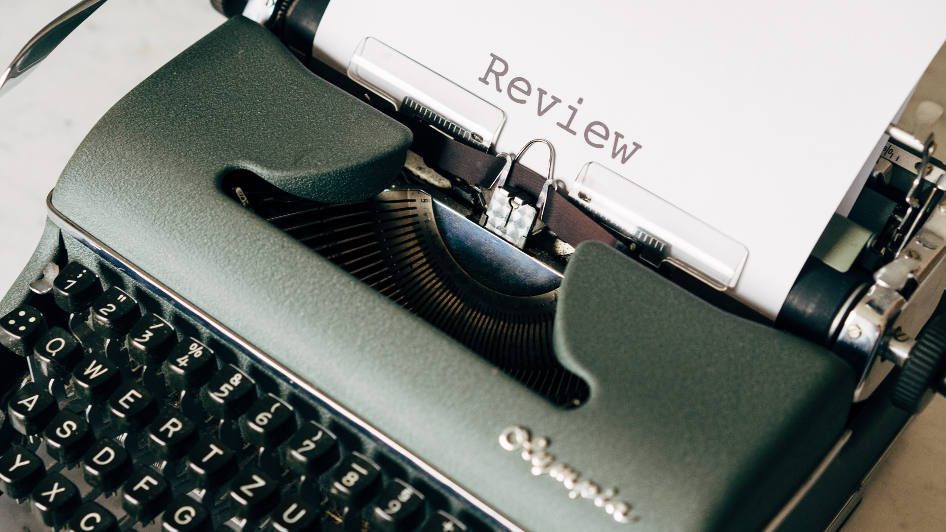 typewriter-on-table